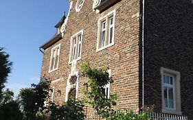 Haus Nummer 1, Moselblick